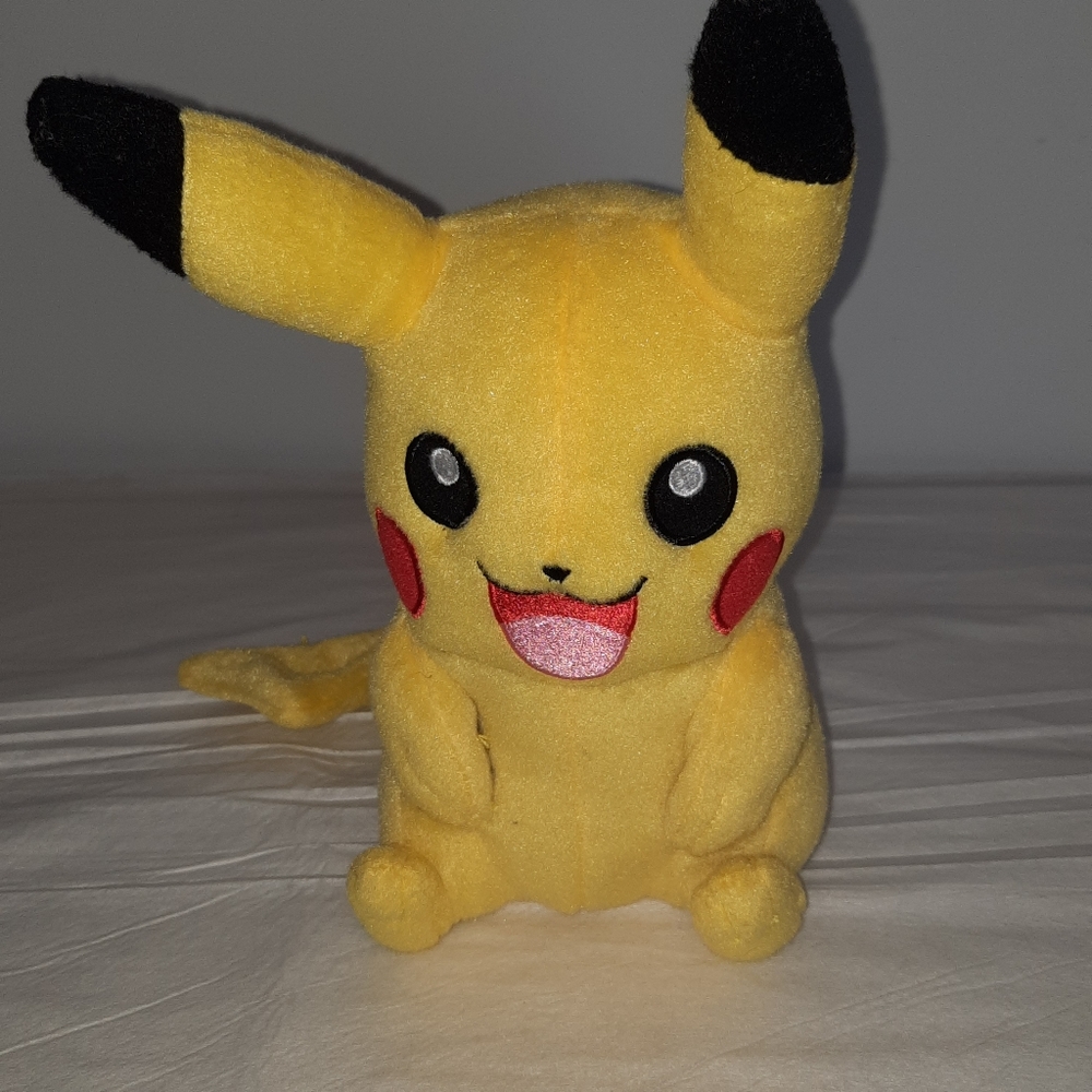 Pokemon 9in Pikachu Plush